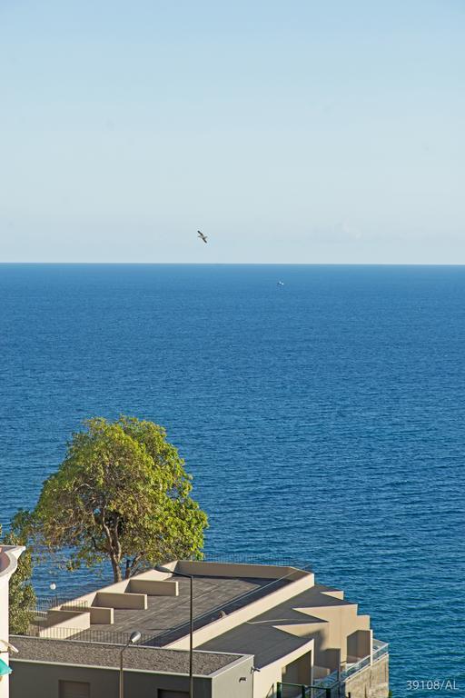 Rodamar I by Travel to Madeira Funchal  Esterno foto